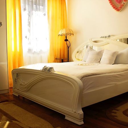 Hotel Confort Drochia Εξωτερικό φωτογραφία