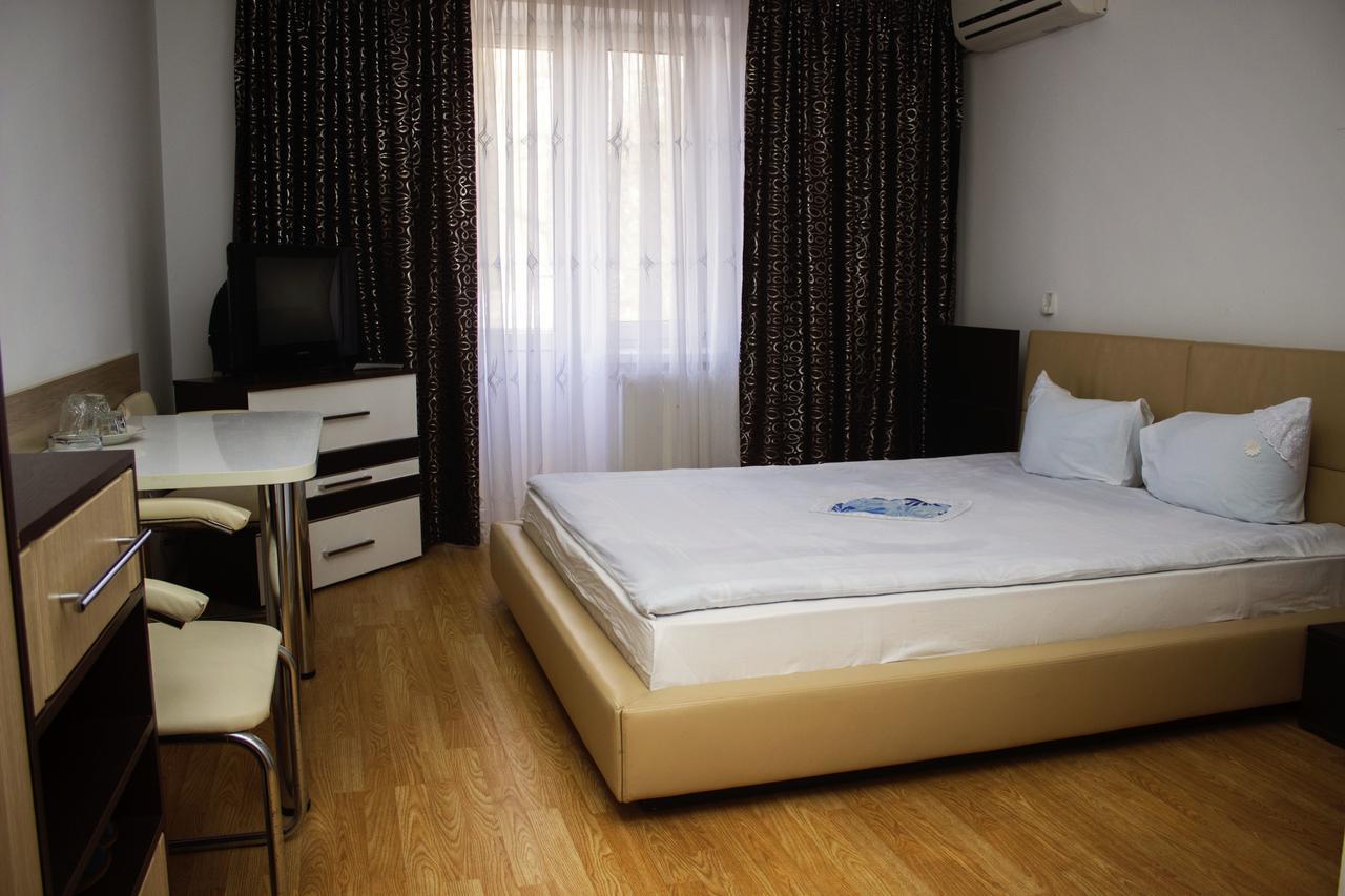 Hotel Confort Drochia Εξωτερικό φωτογραφία