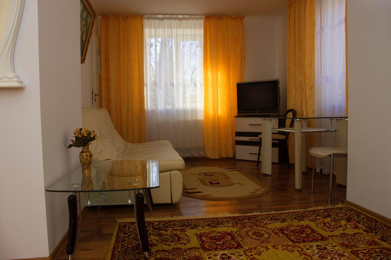 Hotel Confort Drochia Εξωτερικό φωτογραφία